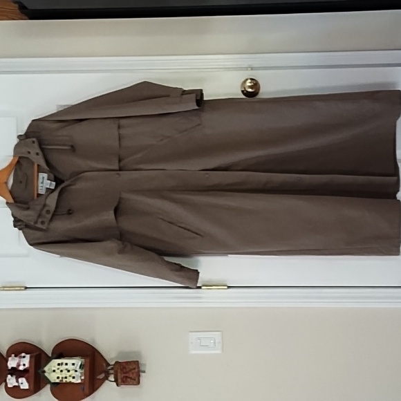 L.L. Bean Women's Trench Coat - Picture 1 of 9